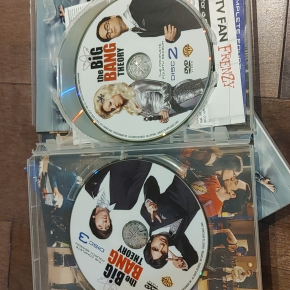 The Big Bang Theory The complete 4 Season‎ DVDs - Picture 3 of 4